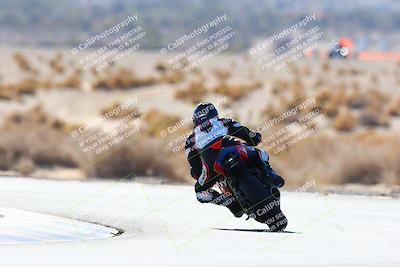 media/Jan-08-2022-SoCal Trackdays (Sat) [[1ec2777125]]/Turn 7 (1035am)/